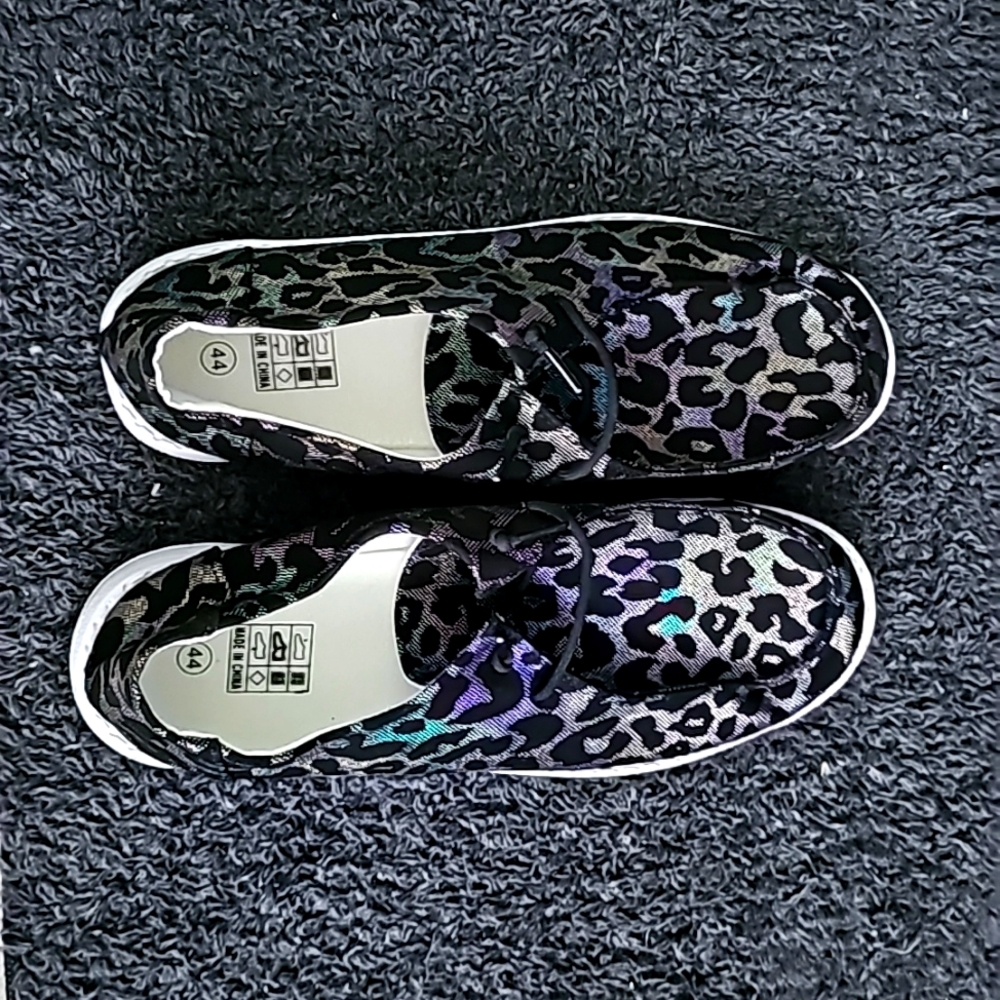 Temu womens size 10